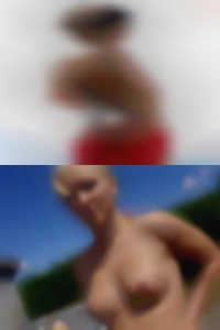 Big foot nude girls.